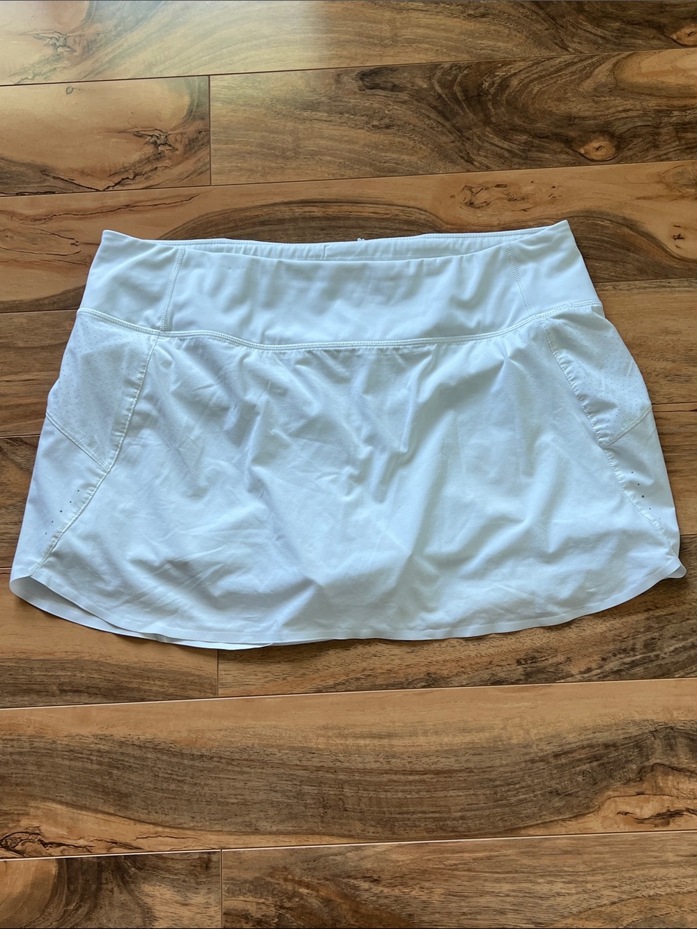Athleta White Run With It Skort XL Tennis Pickleball Built in Shorts Active
